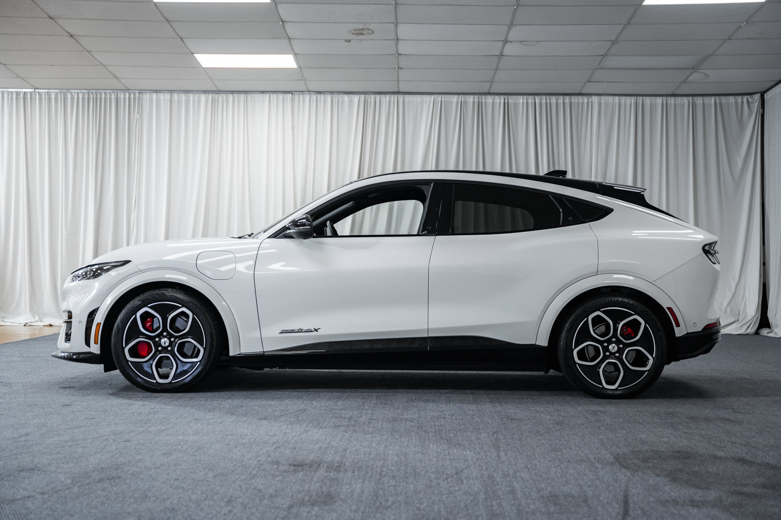 Certified 2023 Ford Mustang Mach-E GT AWD/4WD image 4