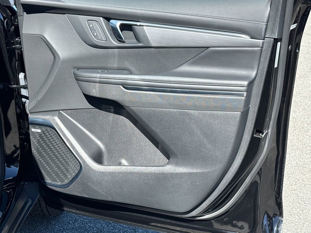 Certified 2025 Buick Enclave Preferred image 14