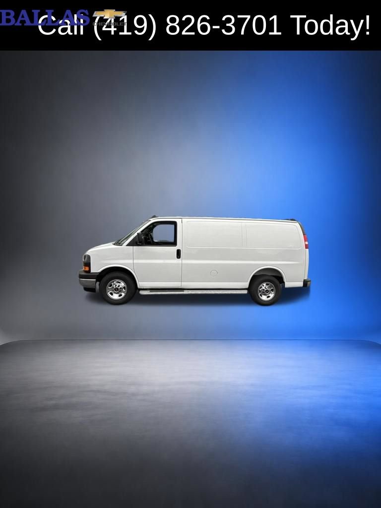 Used 2025 GMC Savana 2500 w/ Driver Convenience Package RWD image 1