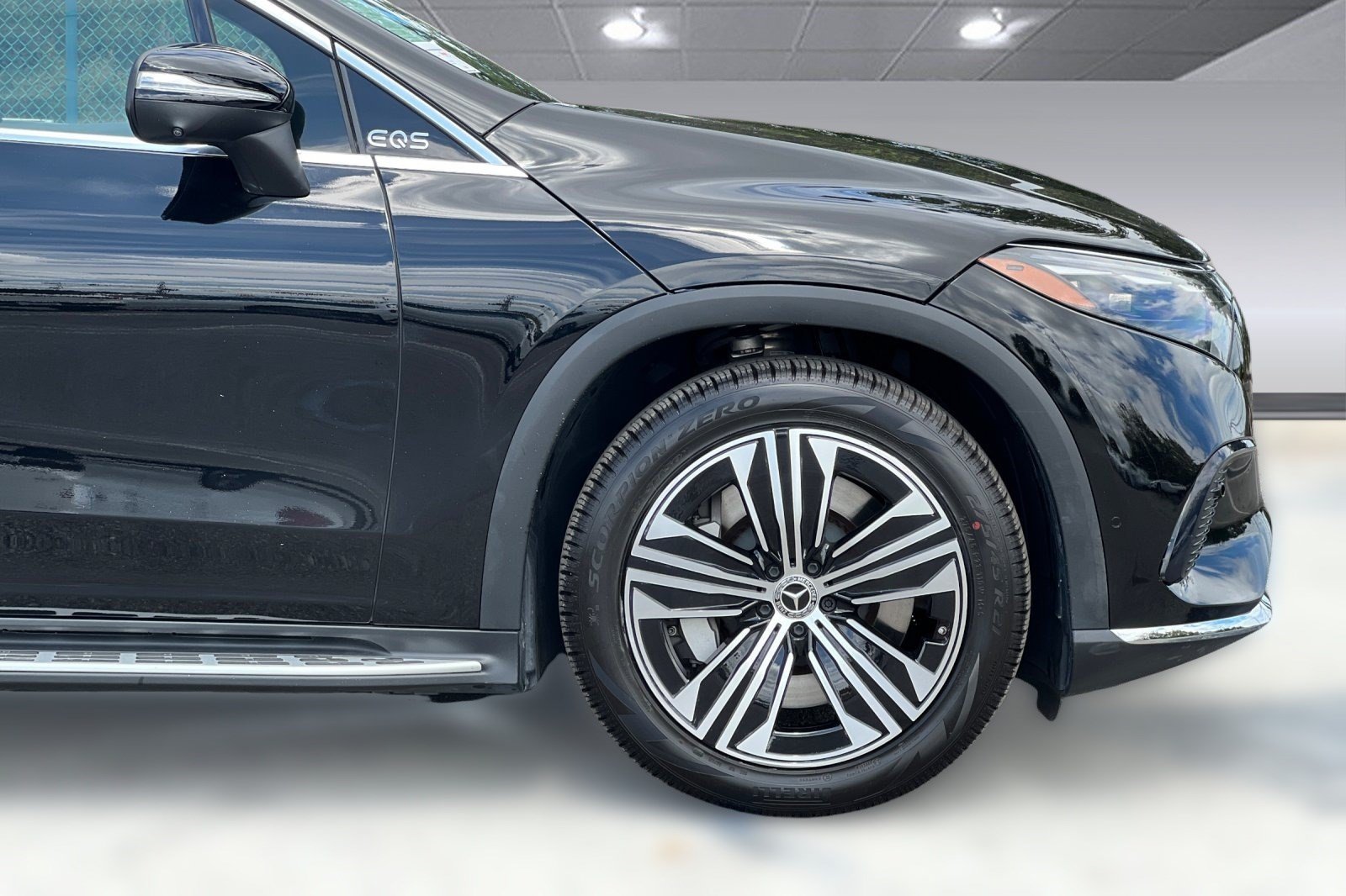 Certified 2023 Mercedes-Benz EQS 450+ 4MATIC SUV image 36