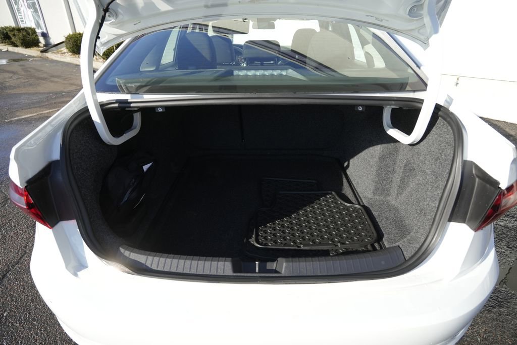 Used 2021 Volkswagen Jetta S w/ Driver Assistance Package FWD image 15