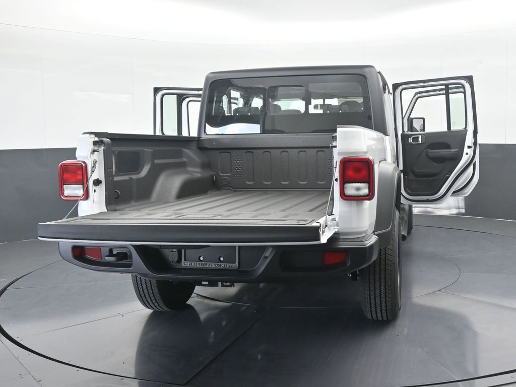 New 2026 Jeep Gladiator Sport AWD/4WD image 65