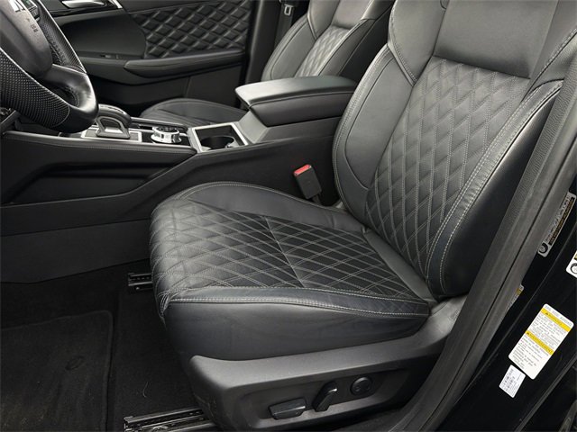 Used 2023 Mitsubishi Outlander SEL image 24