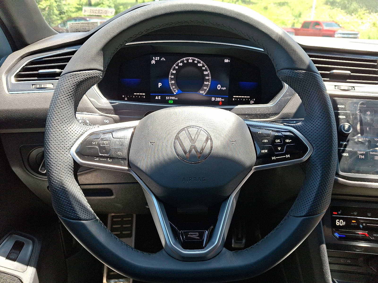 Used 2022 Volkswagen Tiguan SE R-Line AWD/4WD image 19