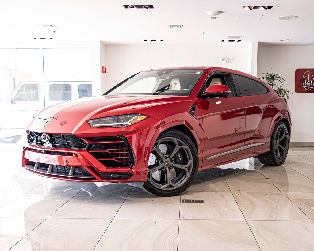 Used 2021 Lamborghini Urus image 1
