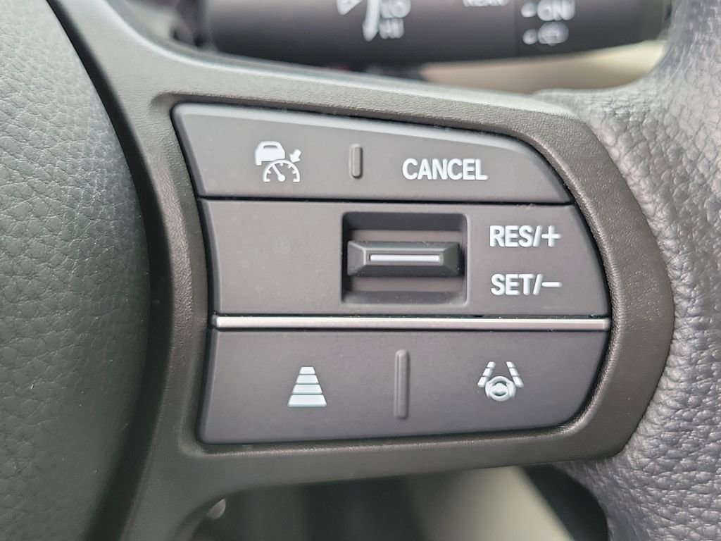 Certified 2026 Honda HR-V LX image 25