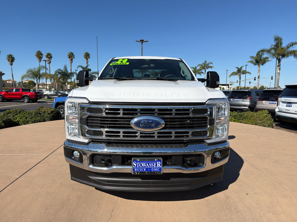 Used 2025 Ford F250 XLT AWD/4WD image 2