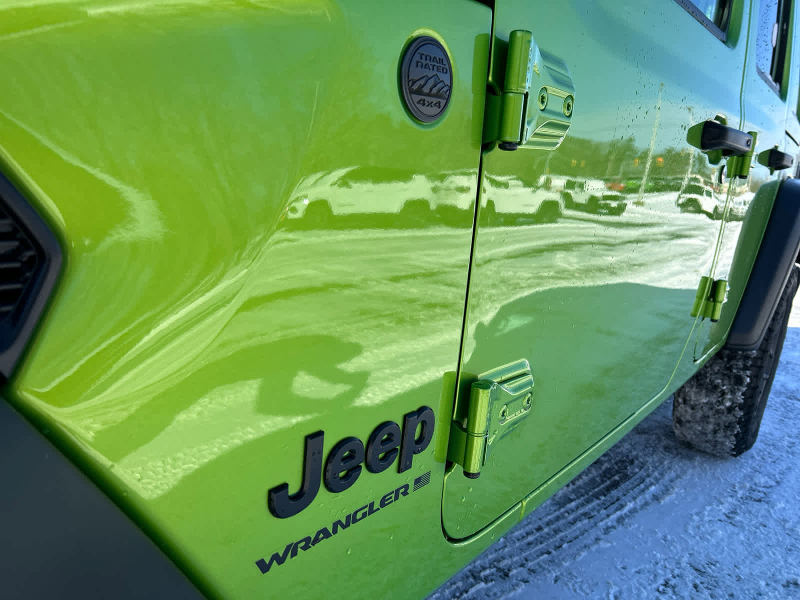 Used 2025 Jeep Wrangler Sport S image 31