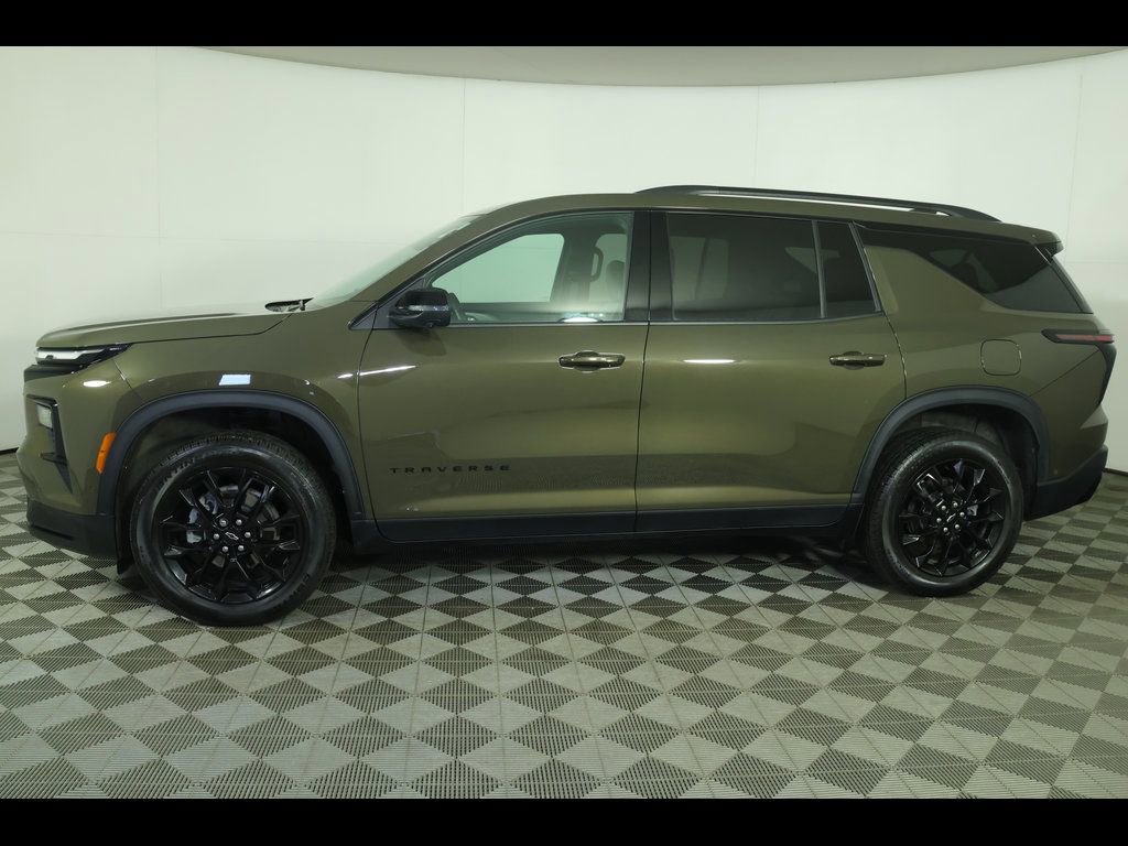 Used 2024 Chevrolet Traverse LT w/ Enhanced Driving Package FWD image 34