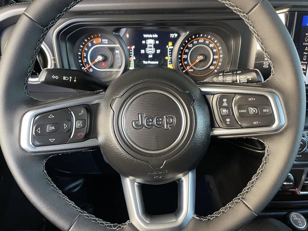 New 2026 Jeep Wrangler Unlimited Sahara AWD/4WD image 29