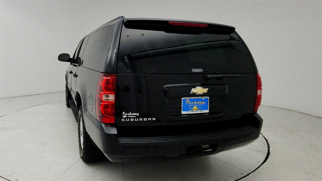 Used 2009 Chevrolet Suburban LS image 5