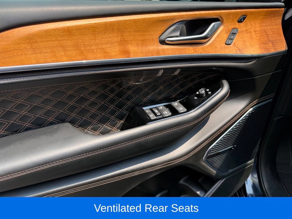 Certified 2024 Jeep Grand Cherokee L Summit AWD/4WD image 35