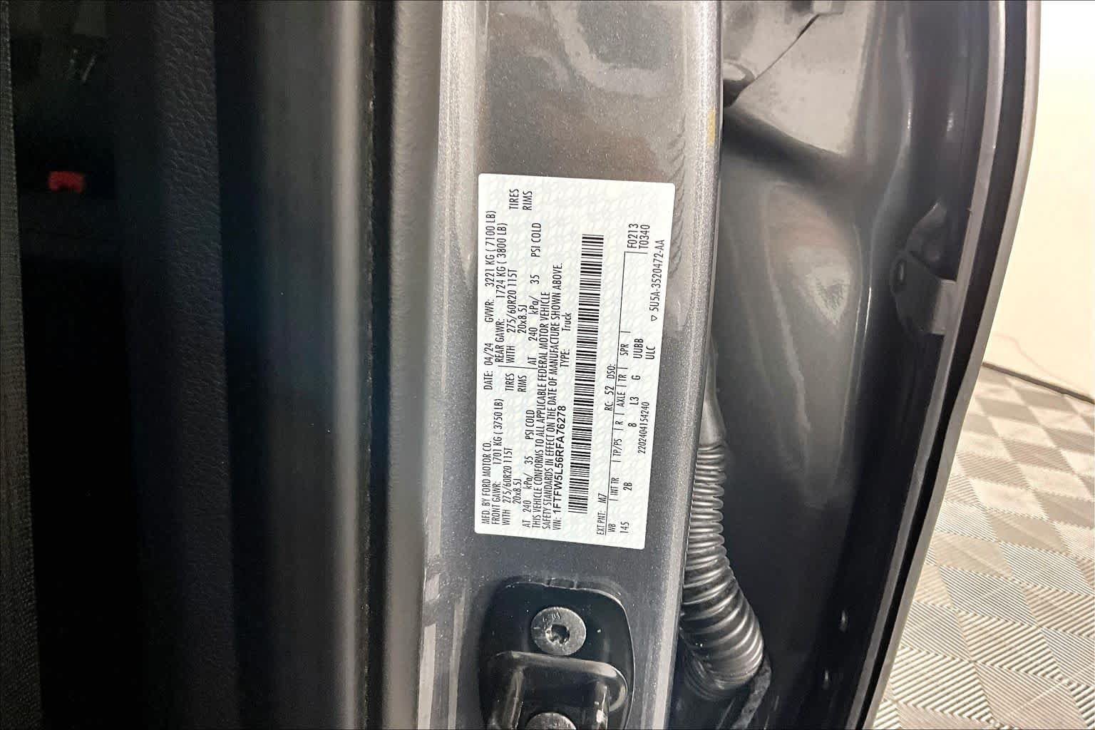 Used 2024 Ford F150 Lariat w/ Equipment Group 502A High AWD/4WD image 33