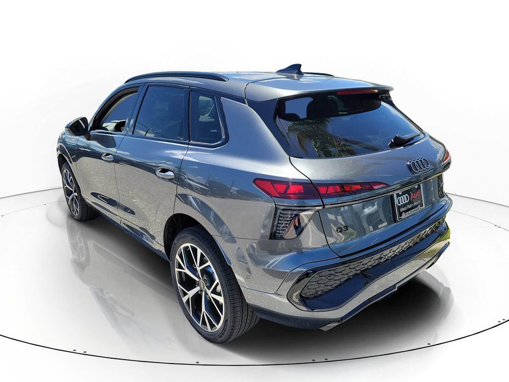 New 2026 Audi Q3 quattro 2.0T image 3