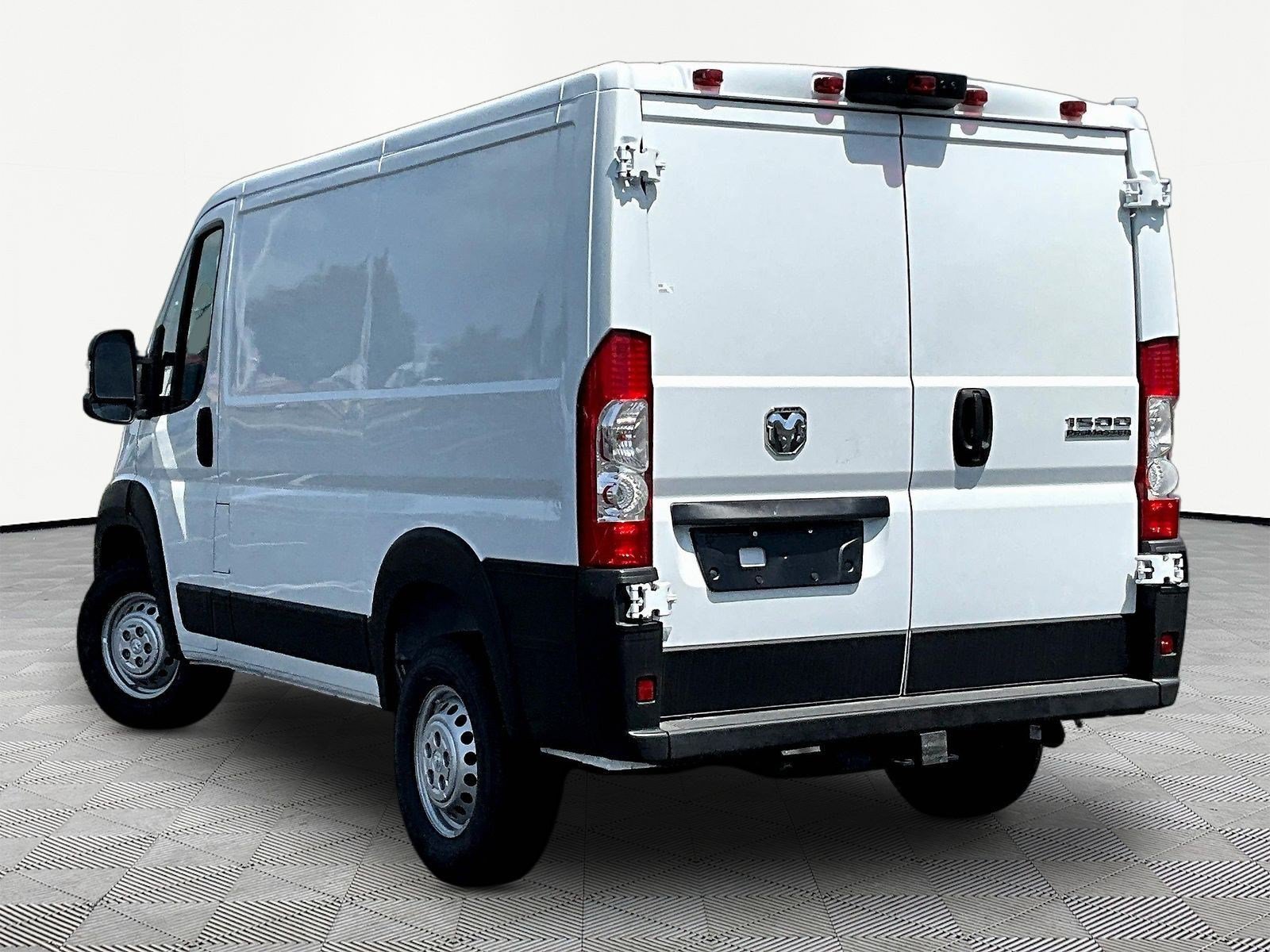 New 2026 RAM ProMaster 1500 w/ Convenience Group FWD image 4