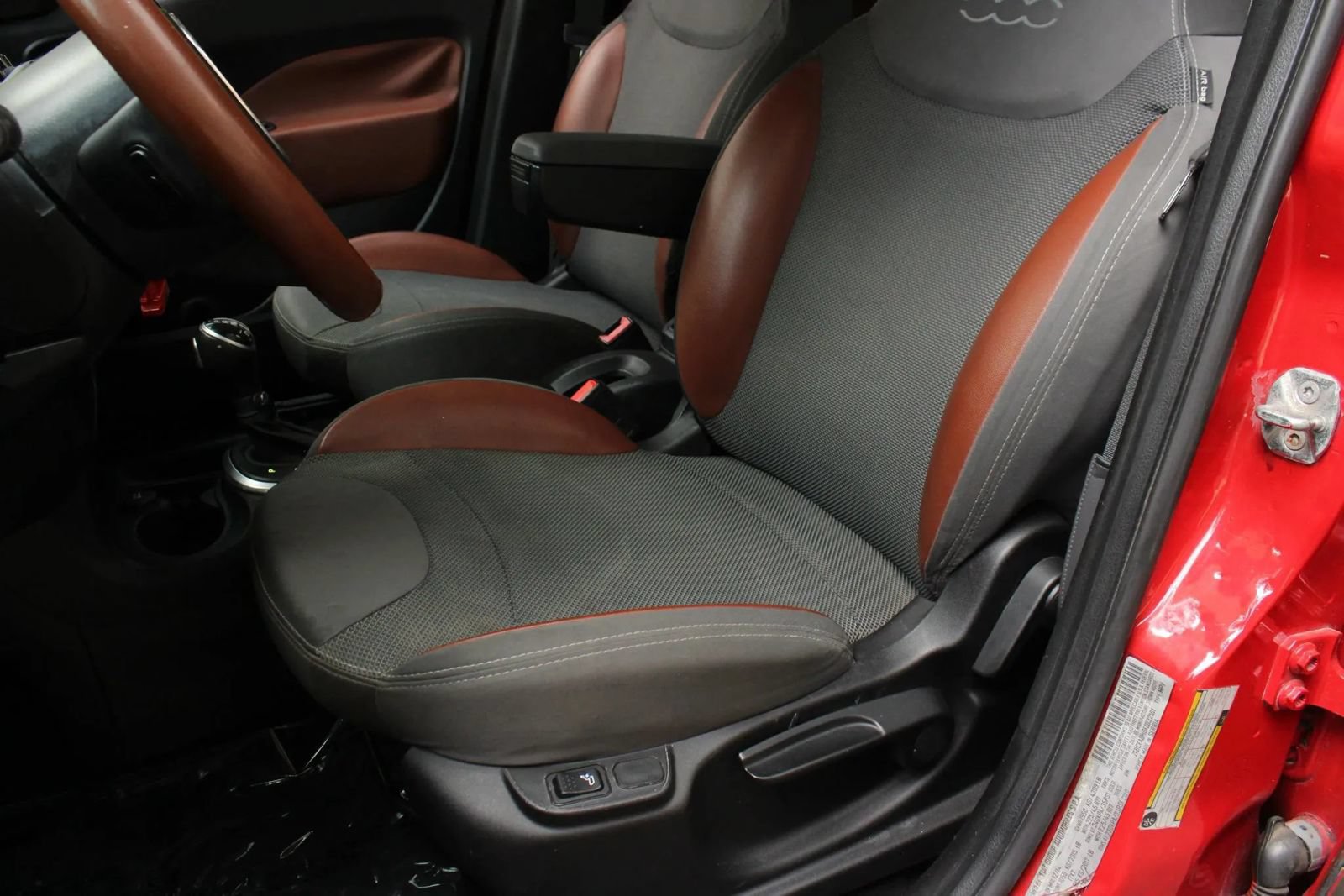 Used 2015 FIAT 500L Trekking FWD image 17