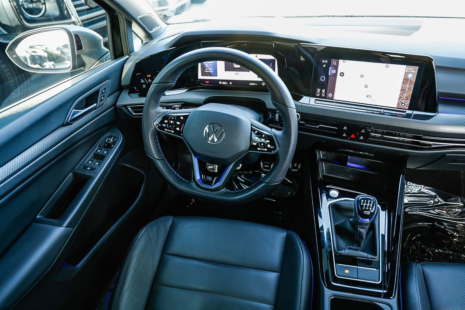 Used 2024 Volkswagen Golf R 2.0T image 14