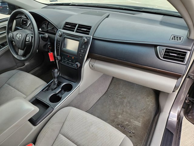 Used 2015 Toyota Camry LE FWD image 19