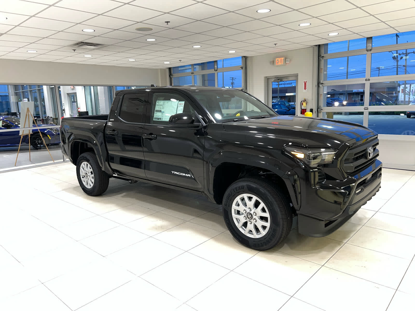 New 2025 Toyota Tacoma SR5