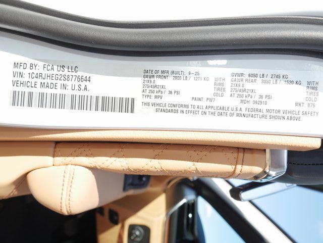 New 2025 Jeep Grand Cherokee Summit image 22