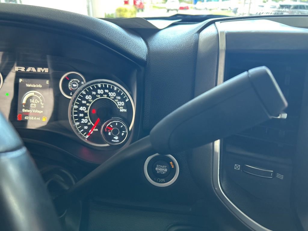 Certified 2024 RAM 2500 Big Horn AWD/4WD image 8