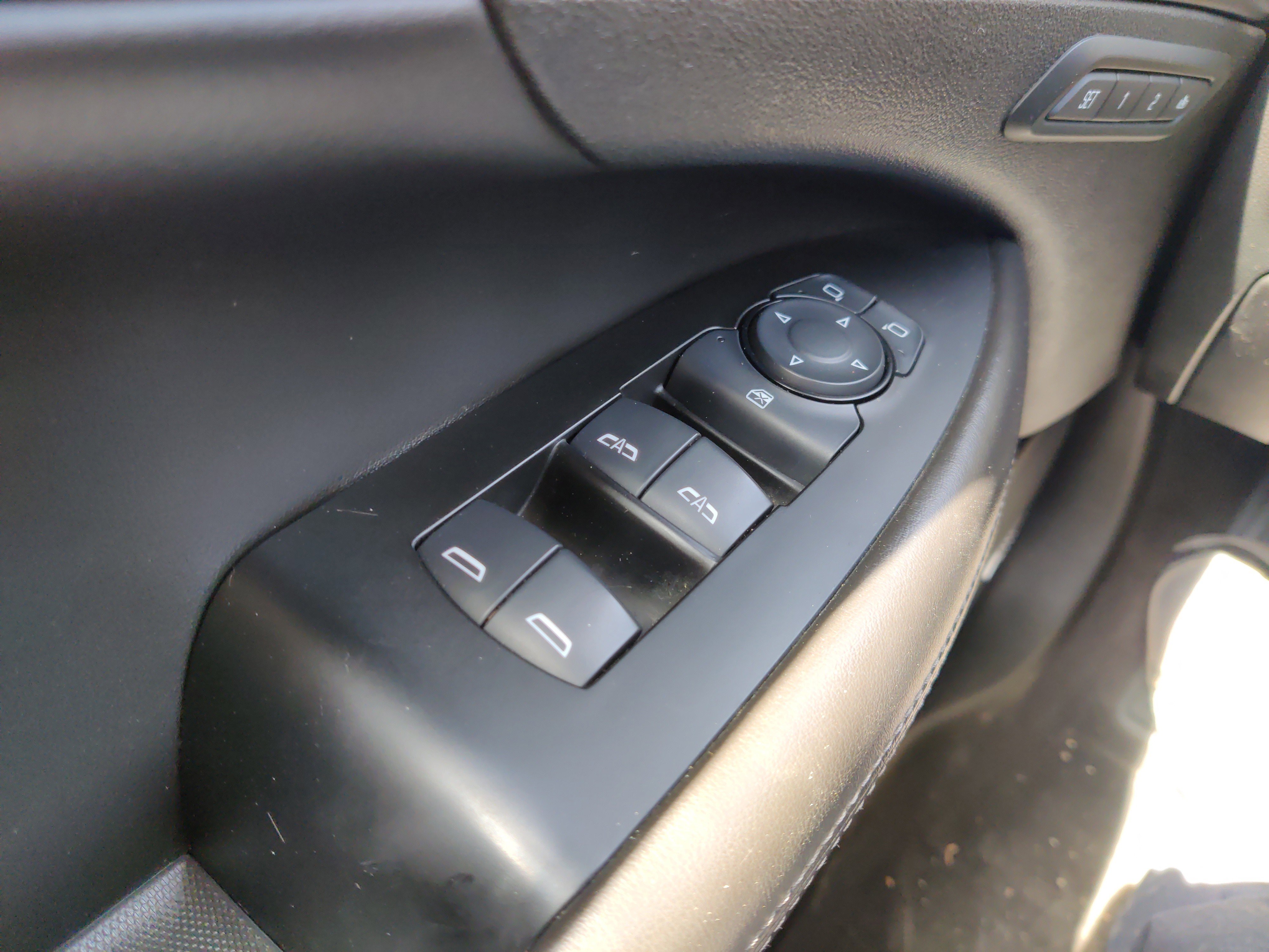 Used 2017 Buick LaCrosse Premium w/ Sun and Shade Package image 24