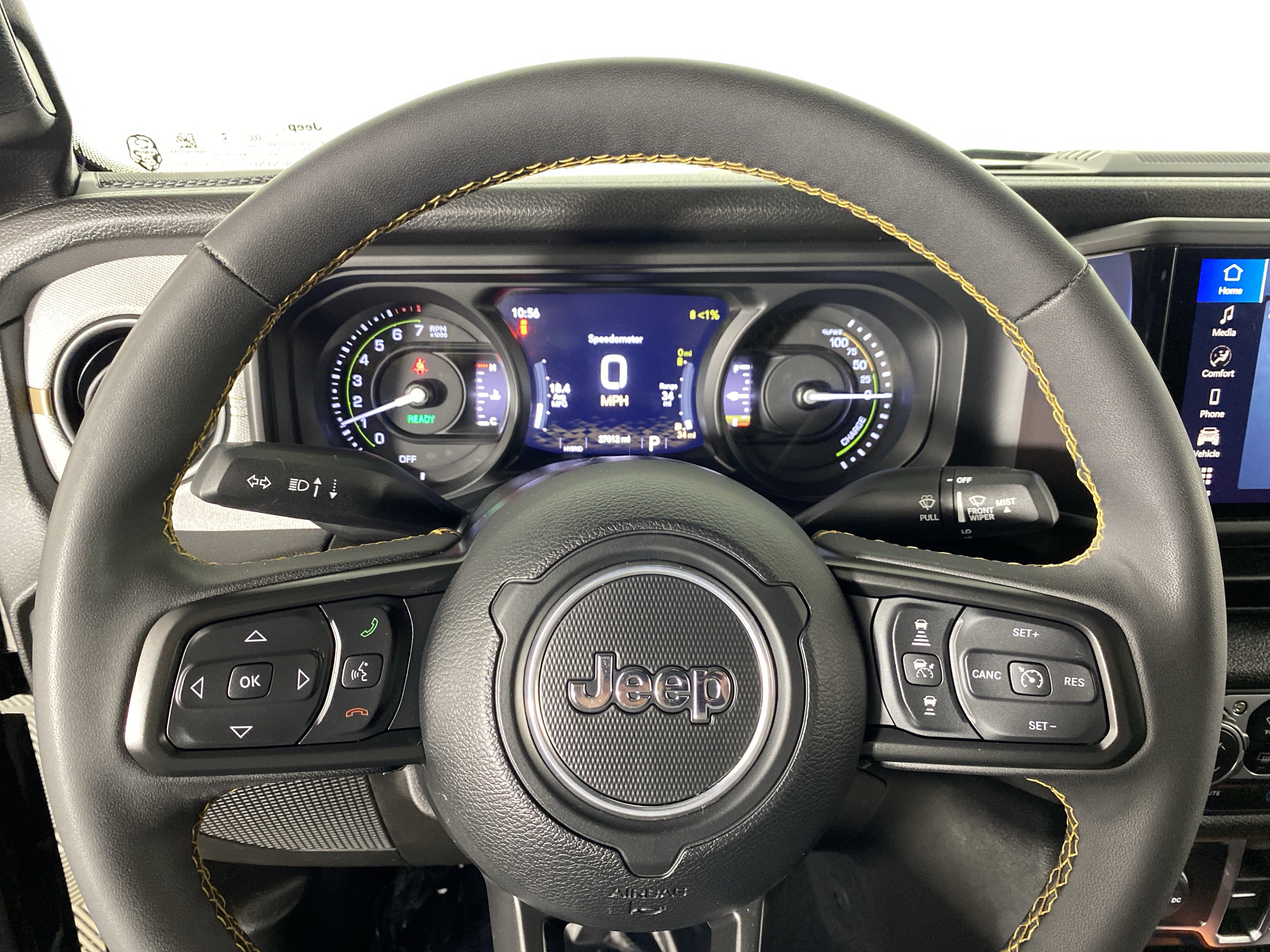Used 2024 Jeep Wrangler Unlimited w/ Convenience Group AWD/4WD image 21