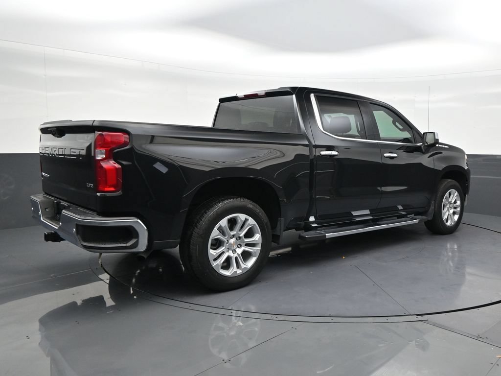 Used 2022 Chevrolet Silverado 1500 LTZ w/ LTZ Premium Package RWD image 5