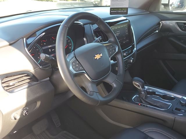 Used 2023 Chevrolet Traverse LT image 16