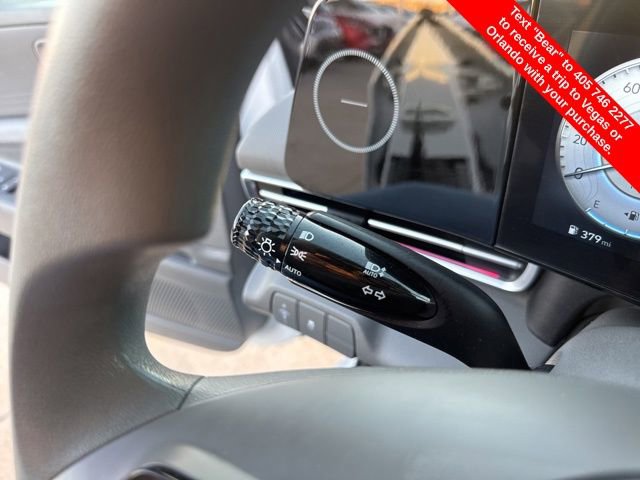 Used 2024 Hyundai Elantra SEL image 21