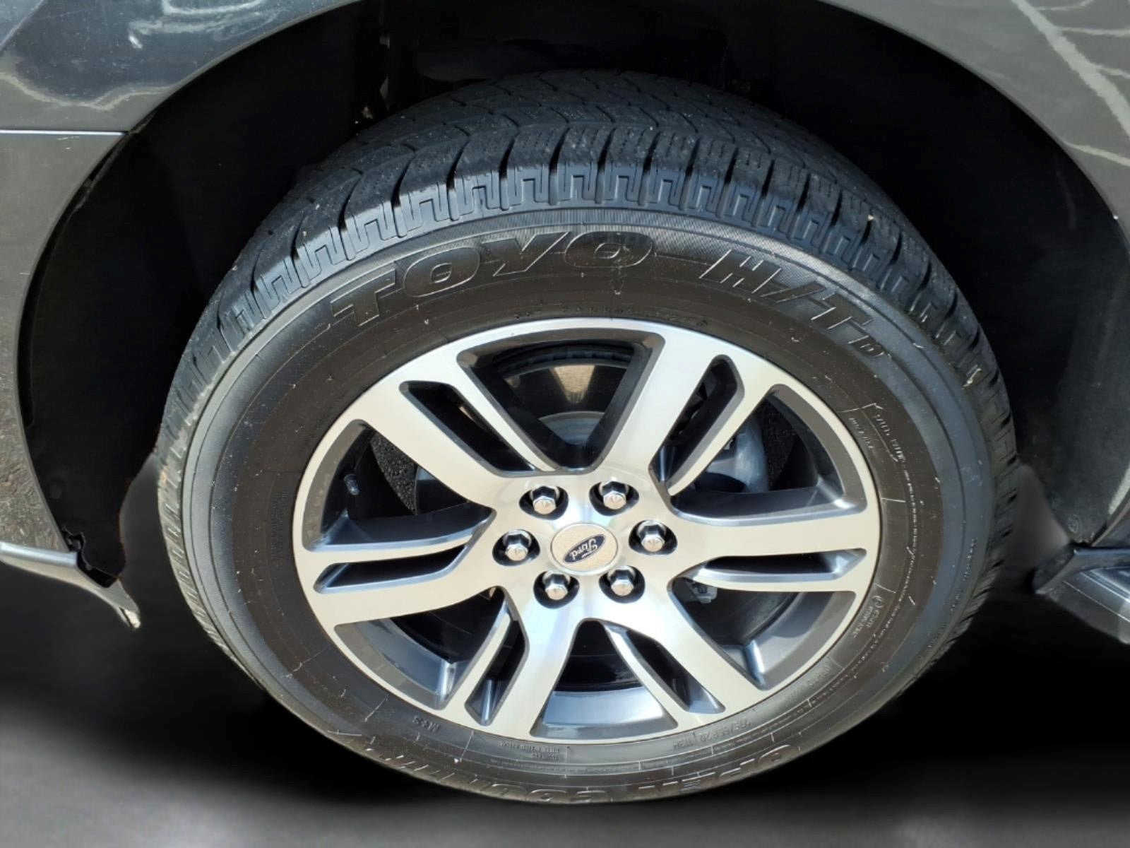 Used 2024 Ford Expedition XLT RWD image 9