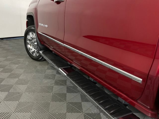 Used 2019 GMC Sierra 2500 Denali w/ Duramax Plus Package AWD/4WD image 45