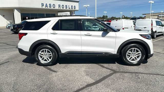 New 2026 Ford Explorer Active w/ Active Comfort Package RWD image 2