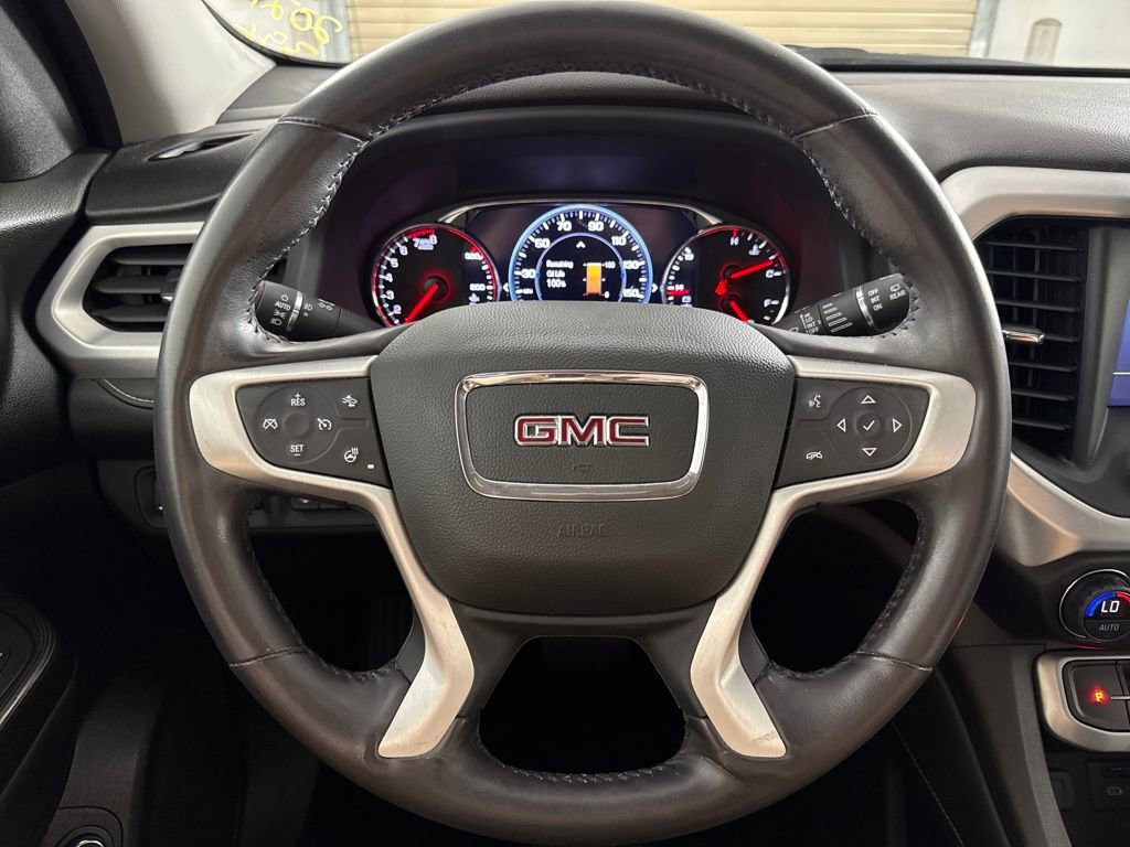 Used 2021 GMC Acadia SLT w/ Technology Package image 14