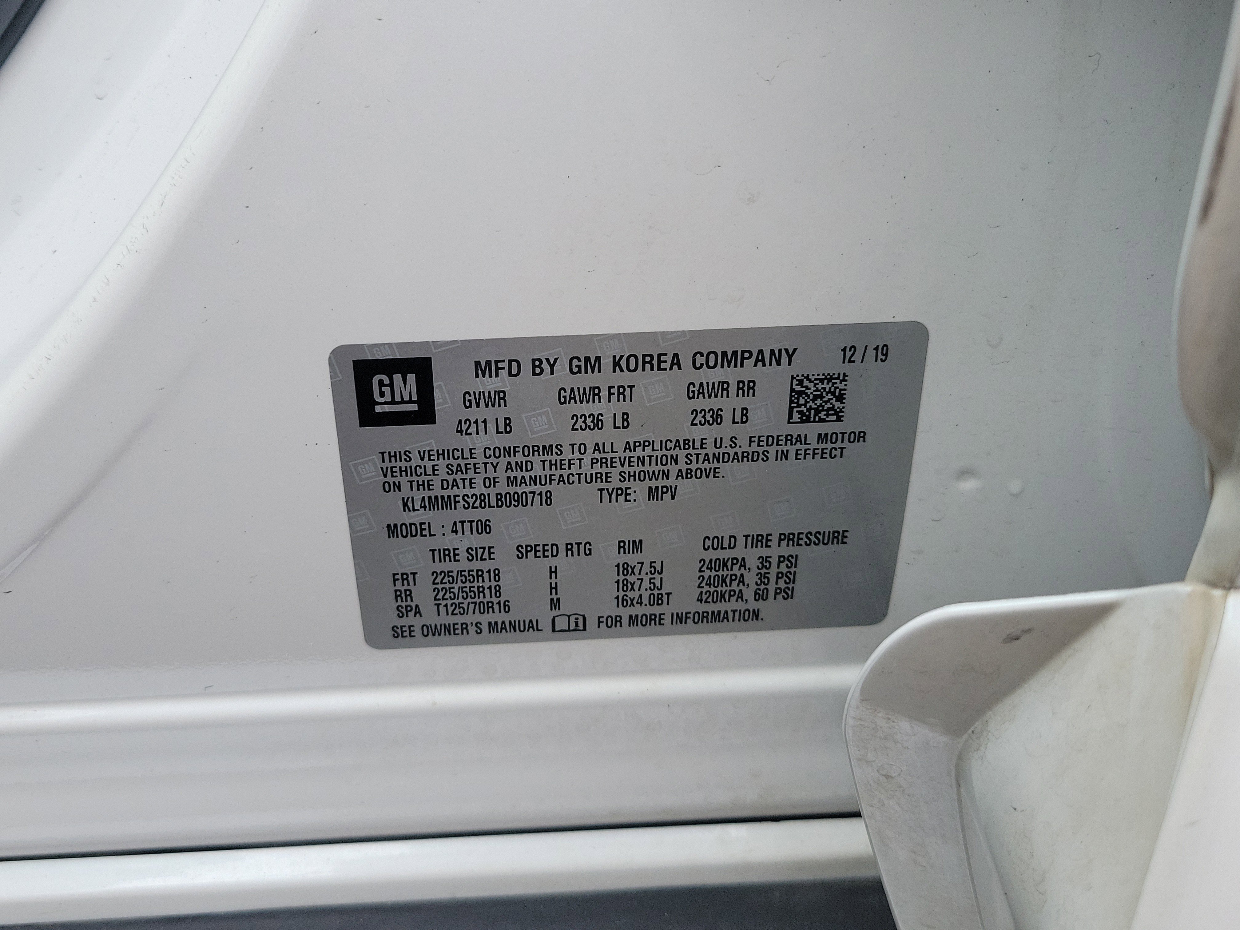 Used 2020 Buick Encore GX Essence w/ Experience Buick Package image 35