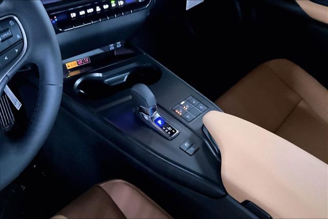 New 2026 Lexus UX 300h AWD image 8