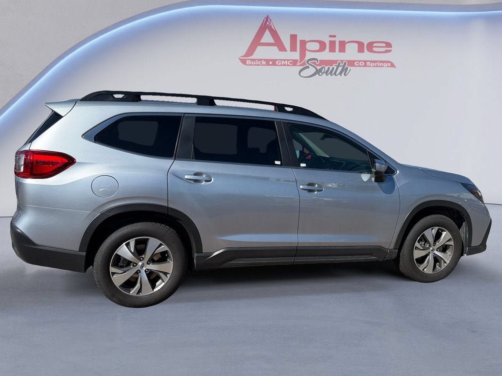 Used 2025 Subaru Ascent Premium AWD/4WD image 6