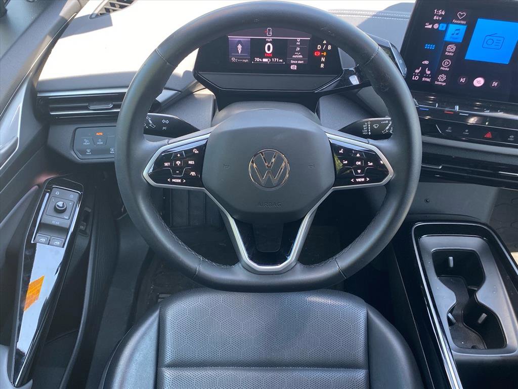Used 2023 Volkswagen ID.4 Pro S image 4