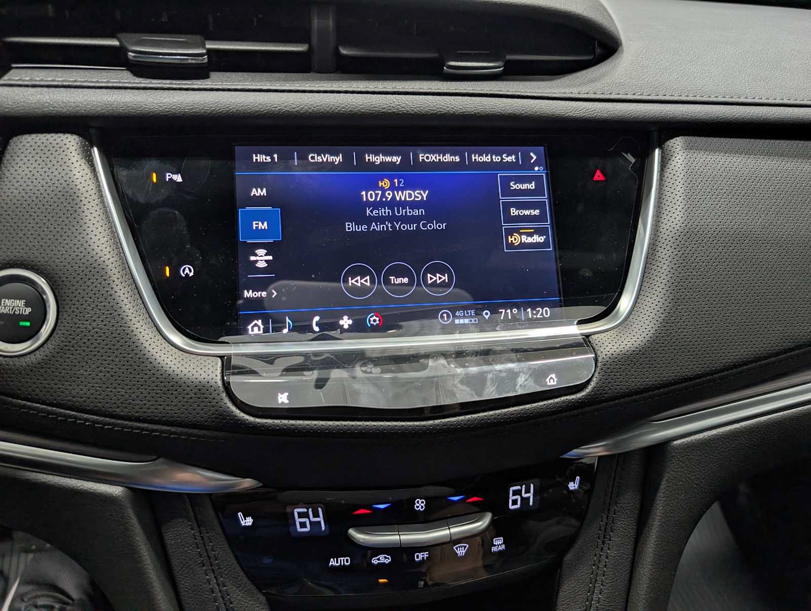 New 2026 Cadillac XT5 Luxury w/ LPO, Floor Liner Package AWD/4WD image 22