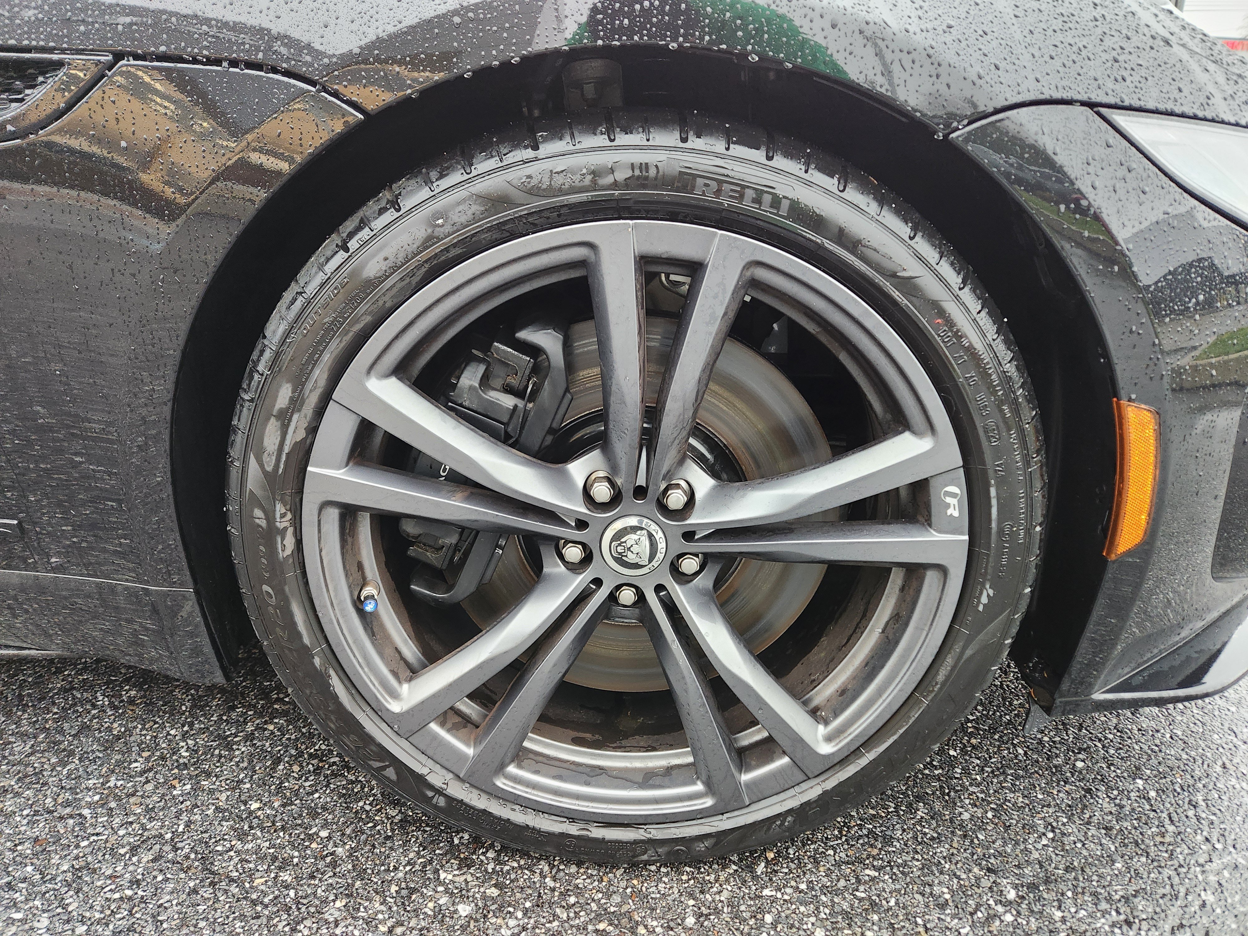 Used 2024 Jaguar F-TYPE R AWD/4WD image 7