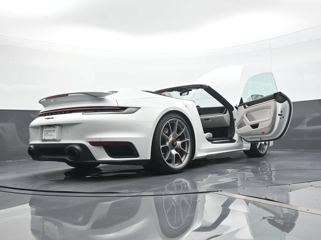 Certified 2024 Porsche 911 Turbo AWD/4WD image 23