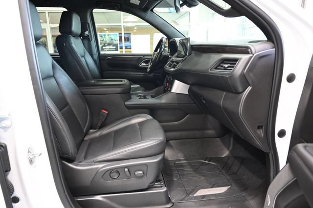 Used 2021 Chevrolet Suburban LT w/ Luxury Package AWD/4WD image 10