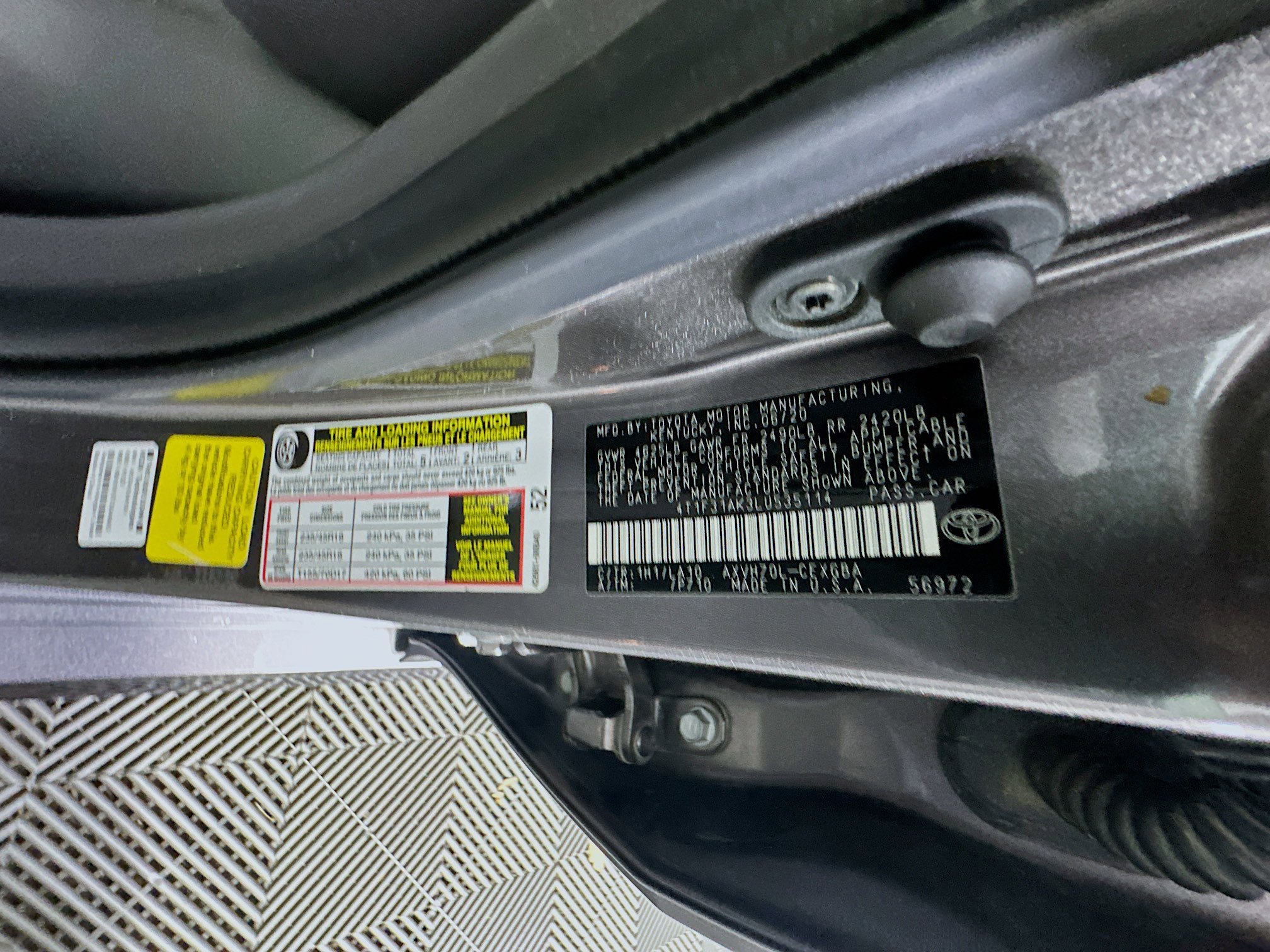 Used 2020 Toyota Camry XLE image 12