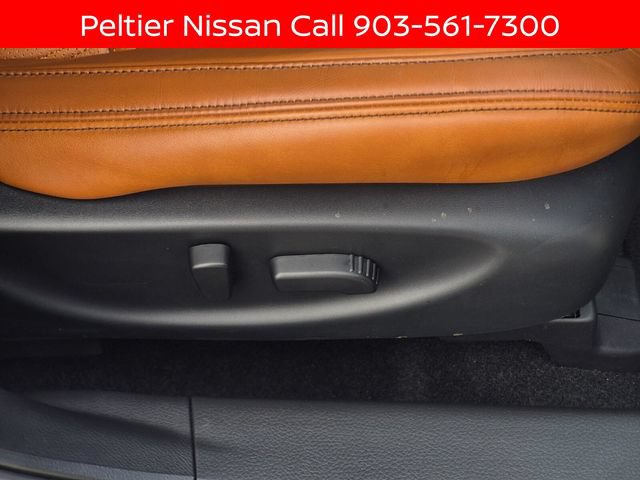 Certified 2020 Nissan Maxima Platinum w/ Reserve Package FWD image 14