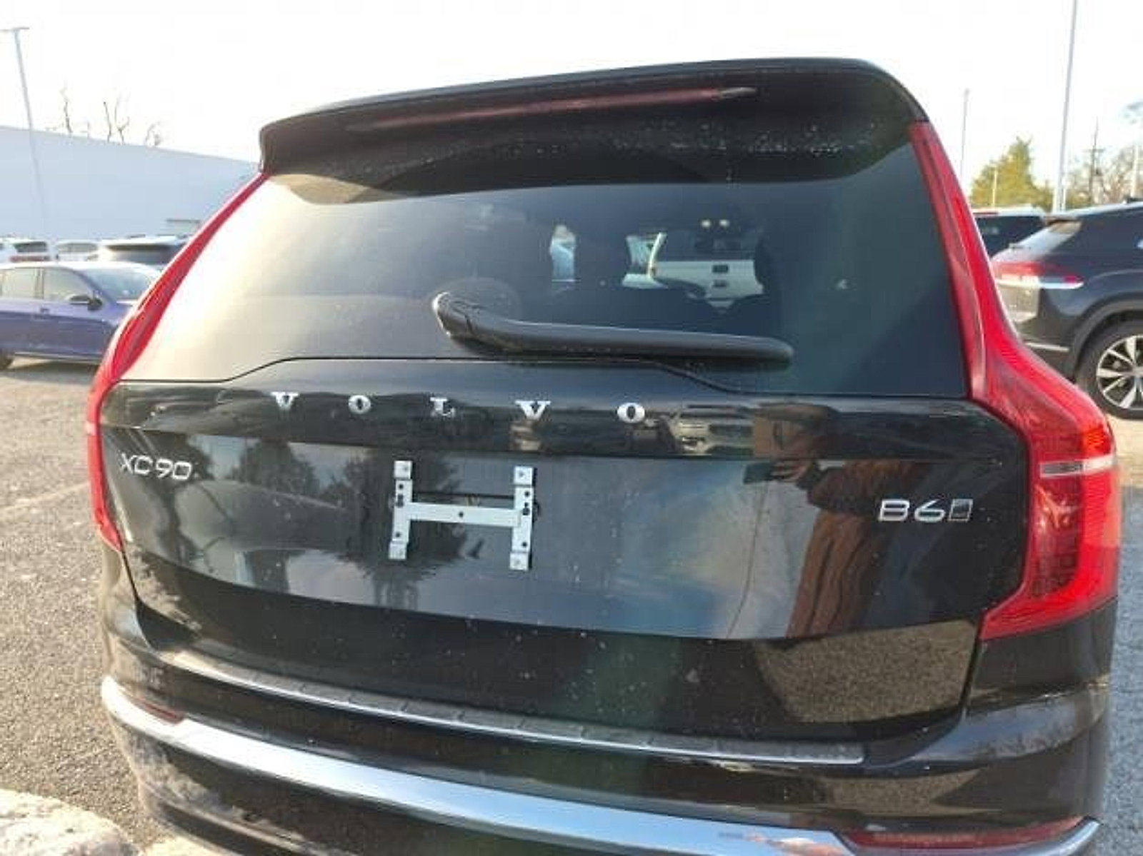 Certified 2023 Volvo XC90 B6 Plus w/ Protection Package Premier image 5