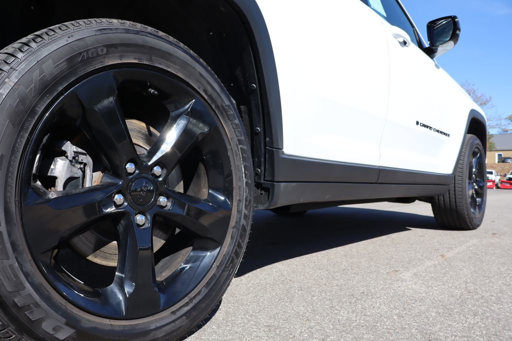 Used 2024 Jeep Grand Cherokee L Altitude image 33