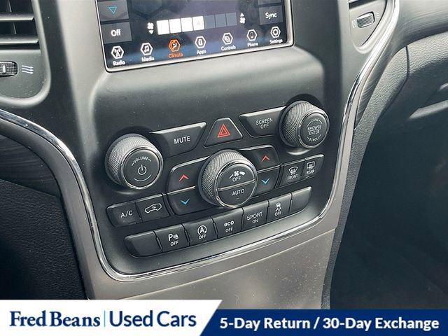 Used 2021 Jeep Grand Cherokee Laredo image 16