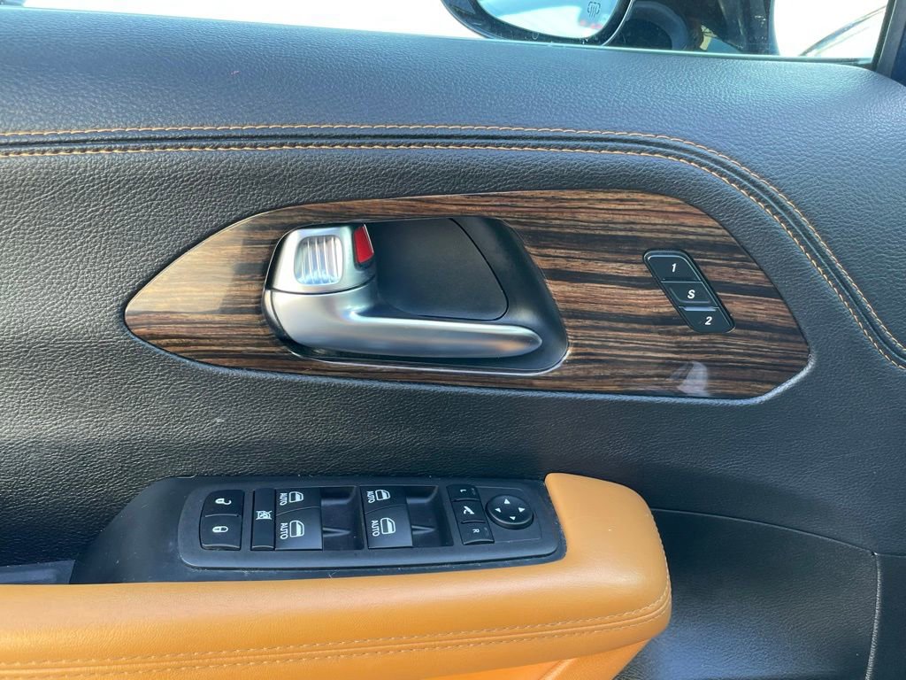 Used 2023 Chrysler Pacifica Pinnacle image 11