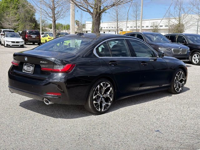 Used 2025 BMW 330i 330i image 3