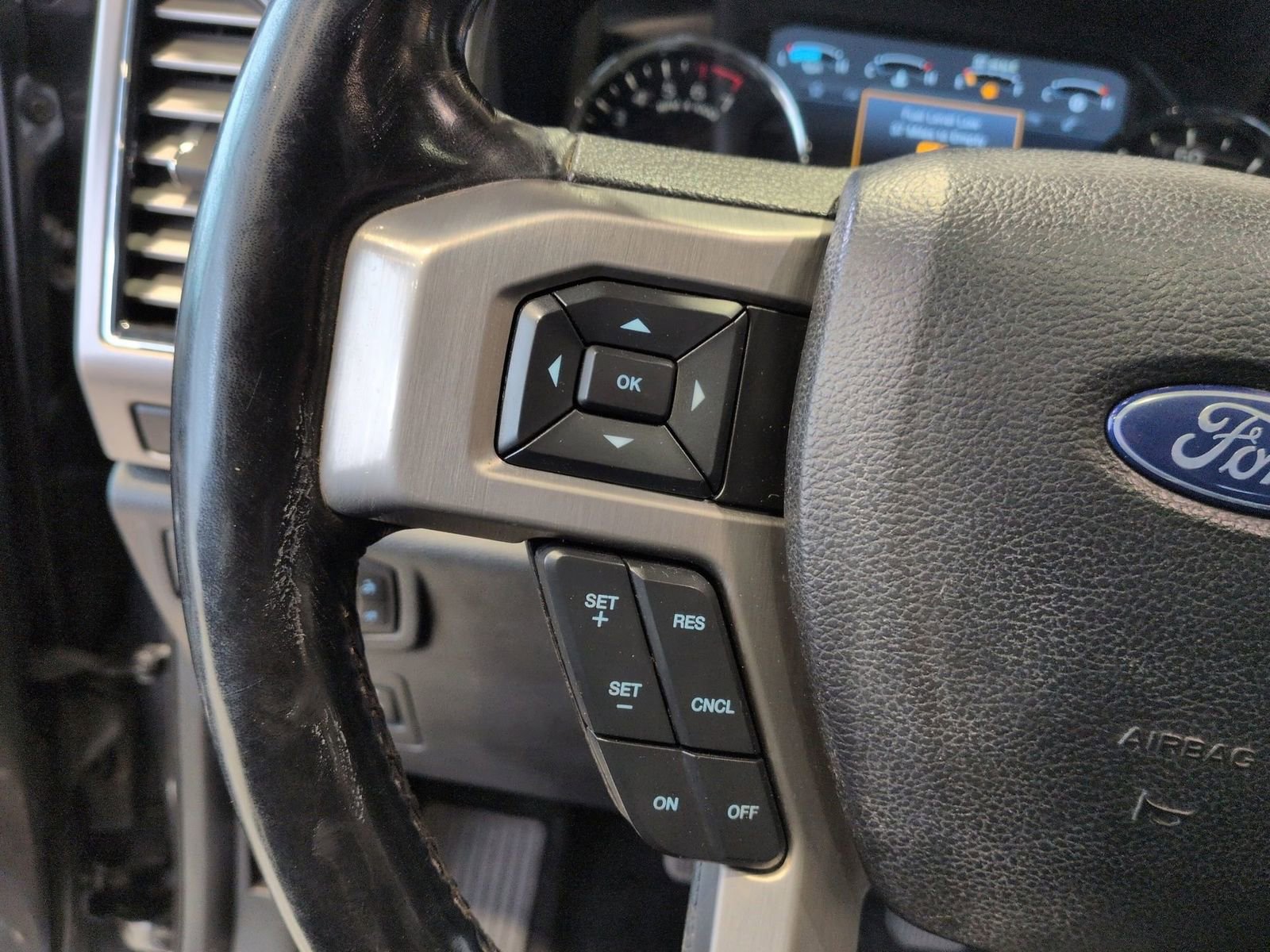 Certified 2018 Ford F150 Platinum w/ Technology Package image 52